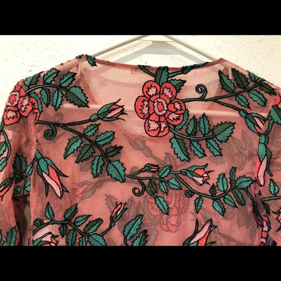 Rare For Love and Lemons Flower Orchid Crop Top Size XS & S EUC - Picture 9 of 14